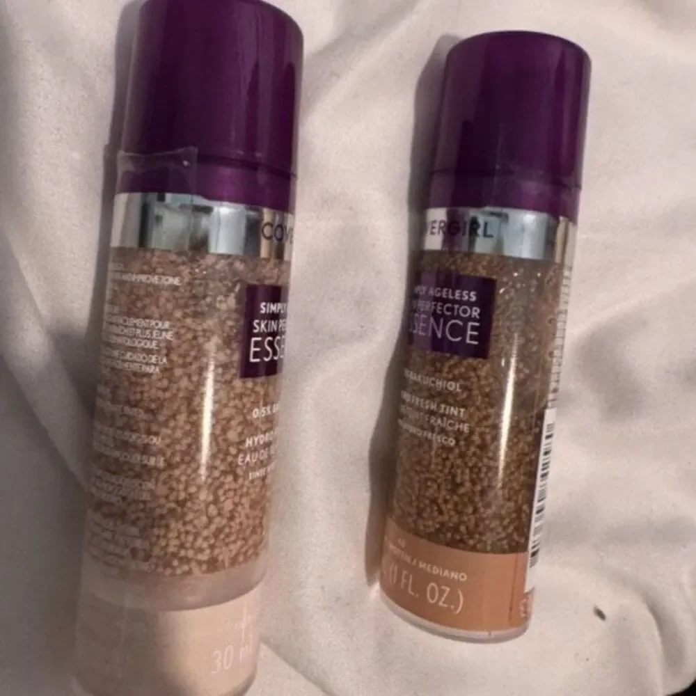 Cover girl x Olay 3x medium 3 in 1 essence + foundation makeup beige beauty skin